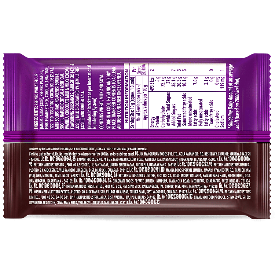 Britannia Bourbon Chocolate Cream Biscuits: Rich Cocoa Flavour, Crunchy Texture, 50g Pouch